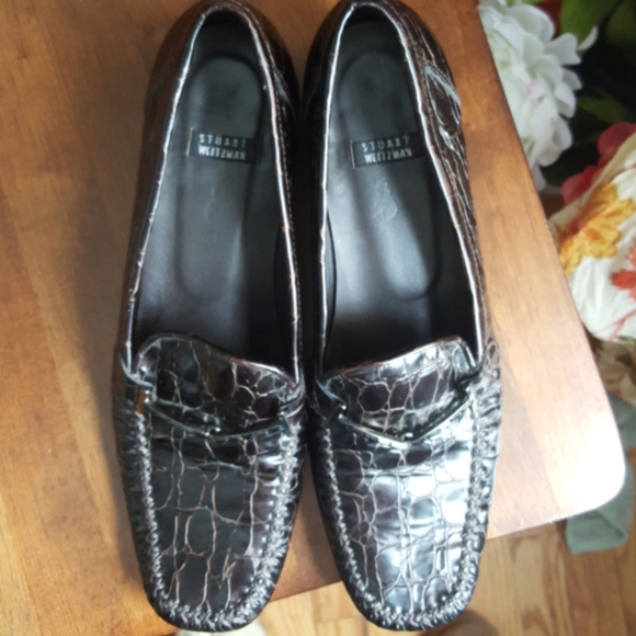 Stuart Weitzman Crocodile loafer, brown, 8.5 AA